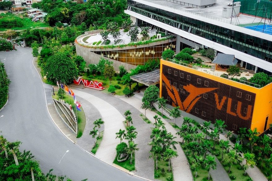 Đại học Văn Lang kỷ luật sinh viên có hành vi thiếu chuẩn mực với cựu chiến binh
