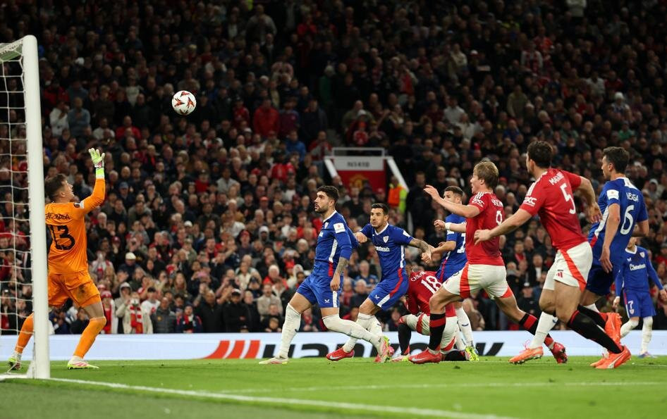 editorial_uefa_com fbl eur c3 man_united athletic_bilbao.jpg