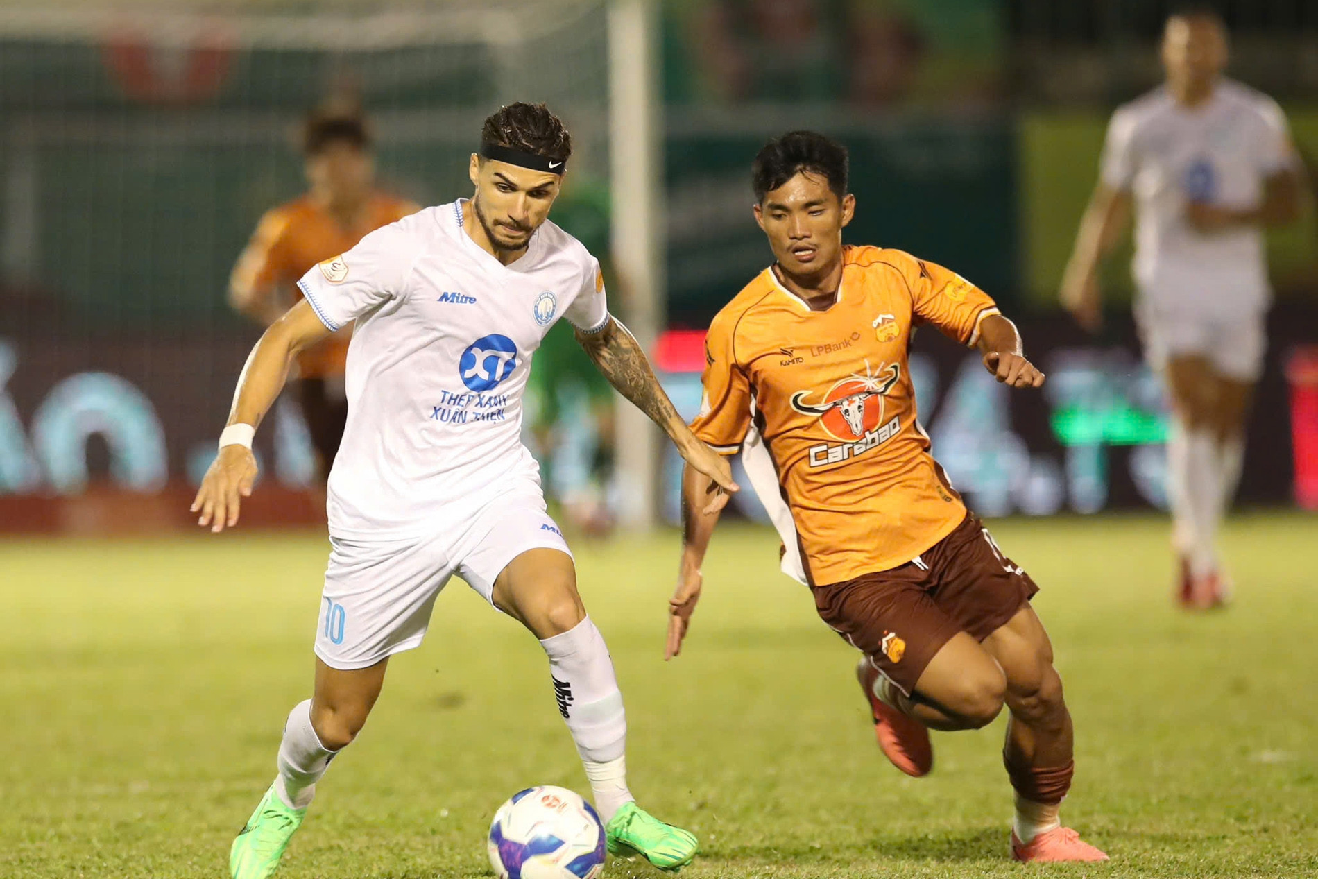 HAGL: Ốc chưa mang nổi mình ốc