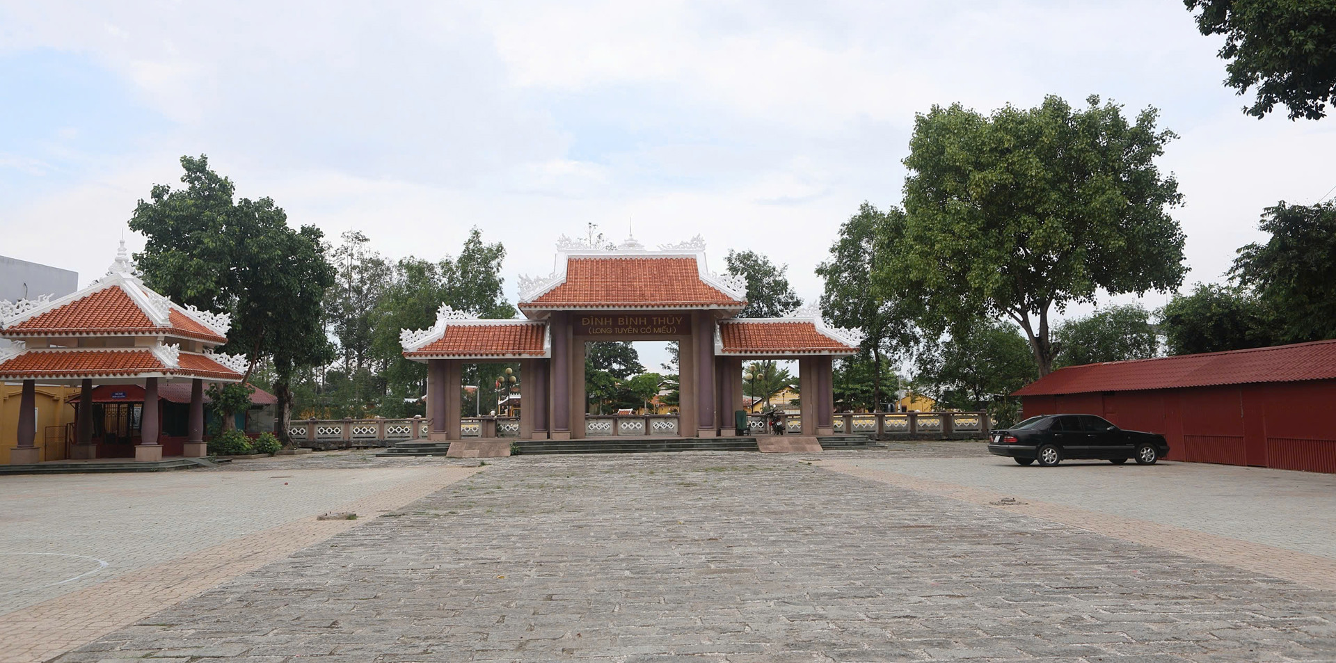 kien truc dinh Binh Thuy 000.jpg