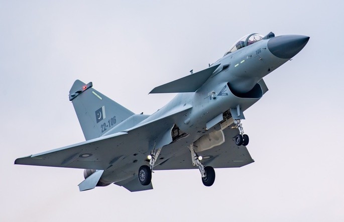 ‘Mổ xẻ’ công nghệ tiêm kích J-10C Pakistan vừa bắn rơi chiến đấu cơ Rafale Ấn Độ