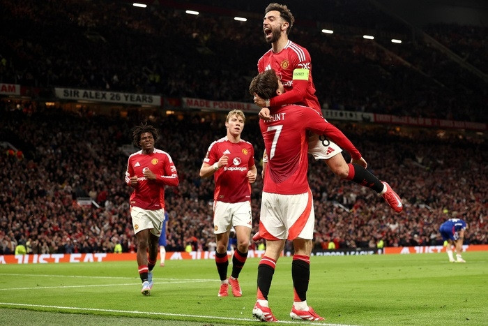 ‘MU biết cách giành cúp, Tottenham thì không’