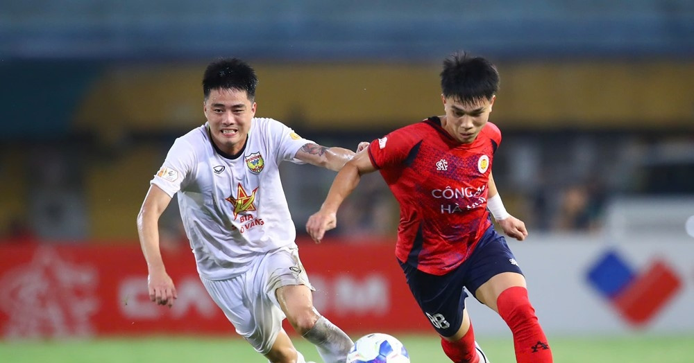 Trực tiếp bóng đá CAHN vs Hà Tĩnh: Nghẹt thở ph...