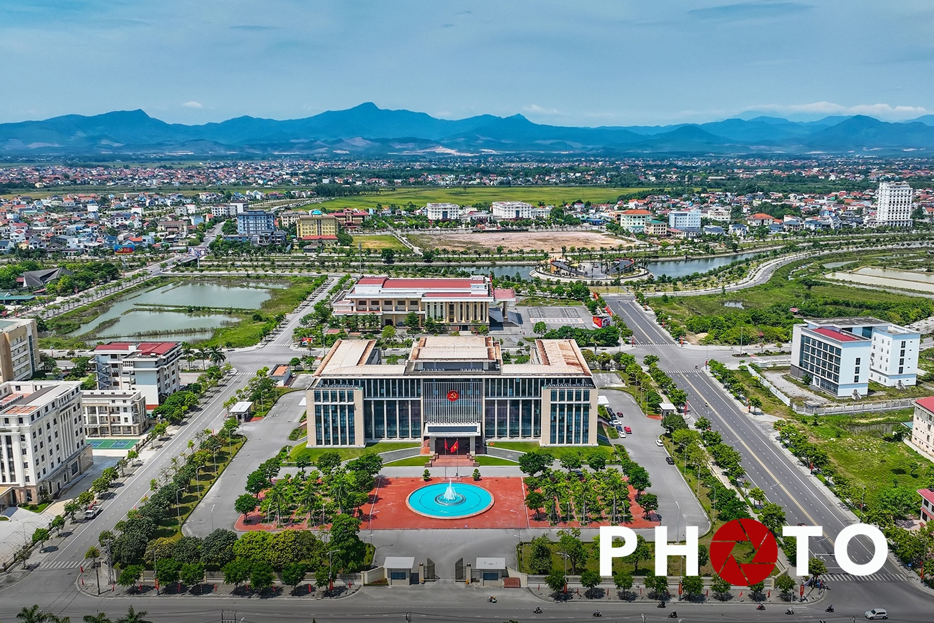Vẻ đẹp Đồng Hới, trung tâm hành chính của Quảng Bình và Quảng Trị