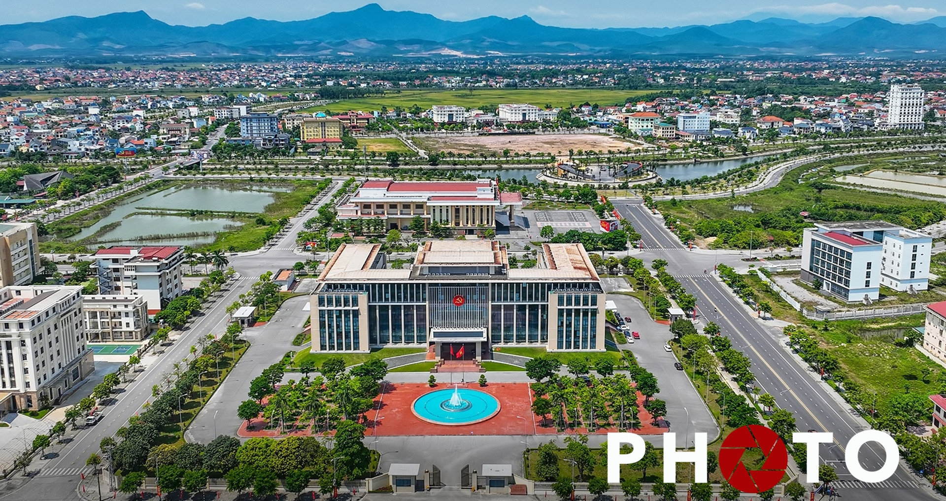 Vẻ đẹp Đồng Hới, trung tâm hành chính của Quảng Bình và Quảng Trị