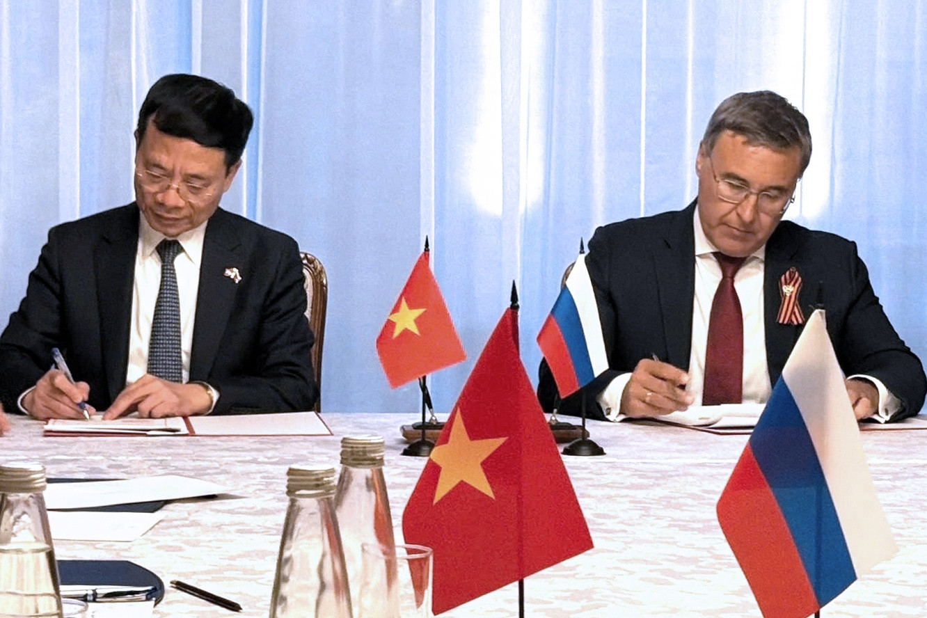 Việt Nam và Nga ký thỏa thuận phối hợp tuyển chọn dự án nghiên cứu khoa học chung