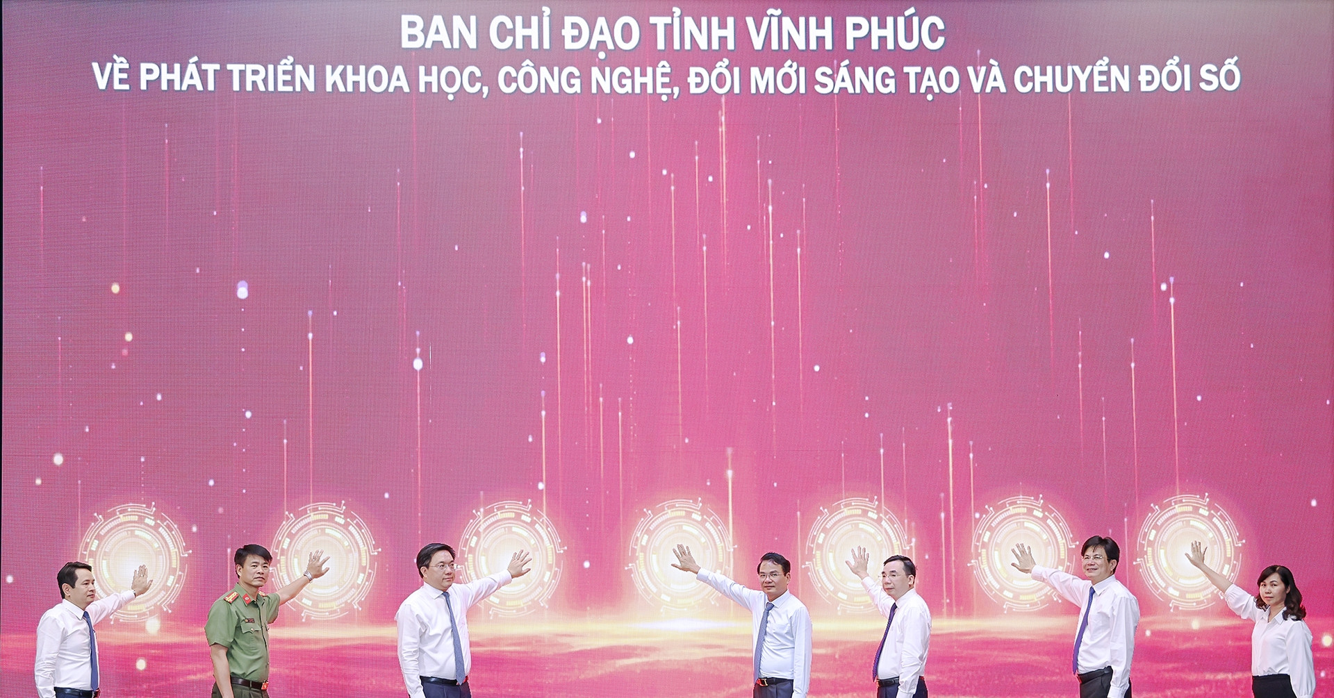 Vĩnh Phúc phát động phong trào "Bình dân học vụ số"