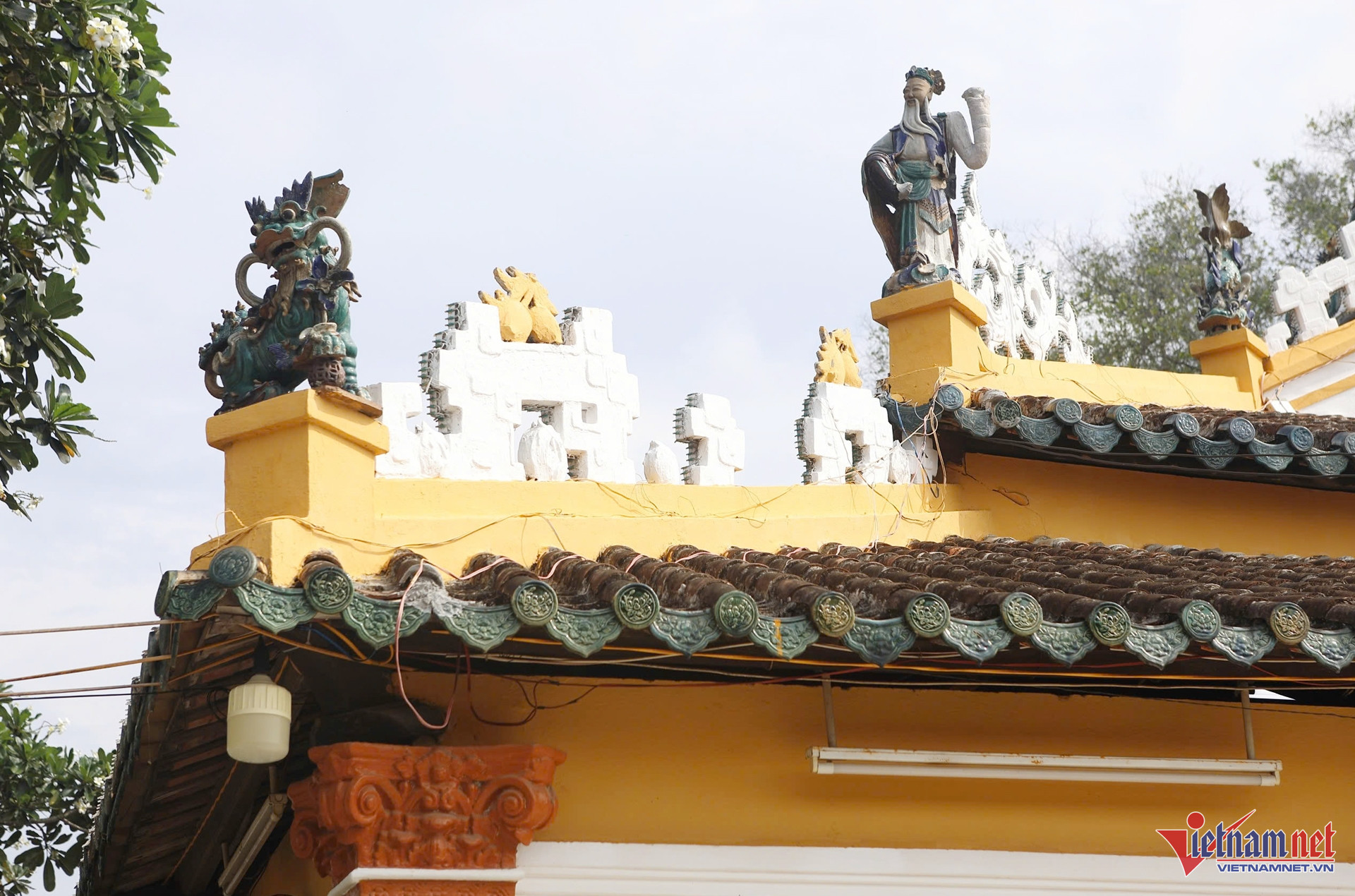 W-kien truc dinh Binh Thuy 004.jpg