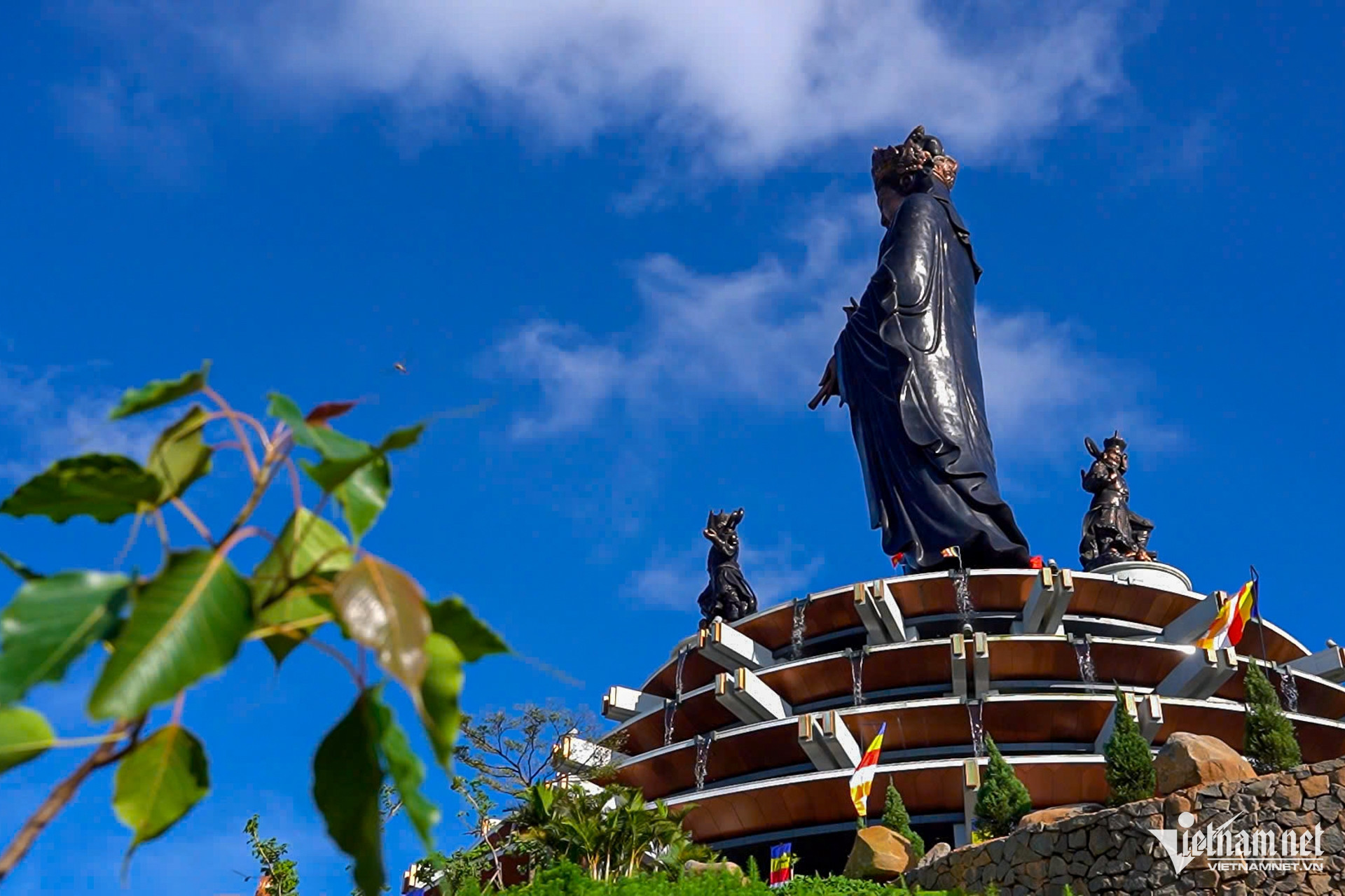 W-Vesak nguyễn huế 17.jpg