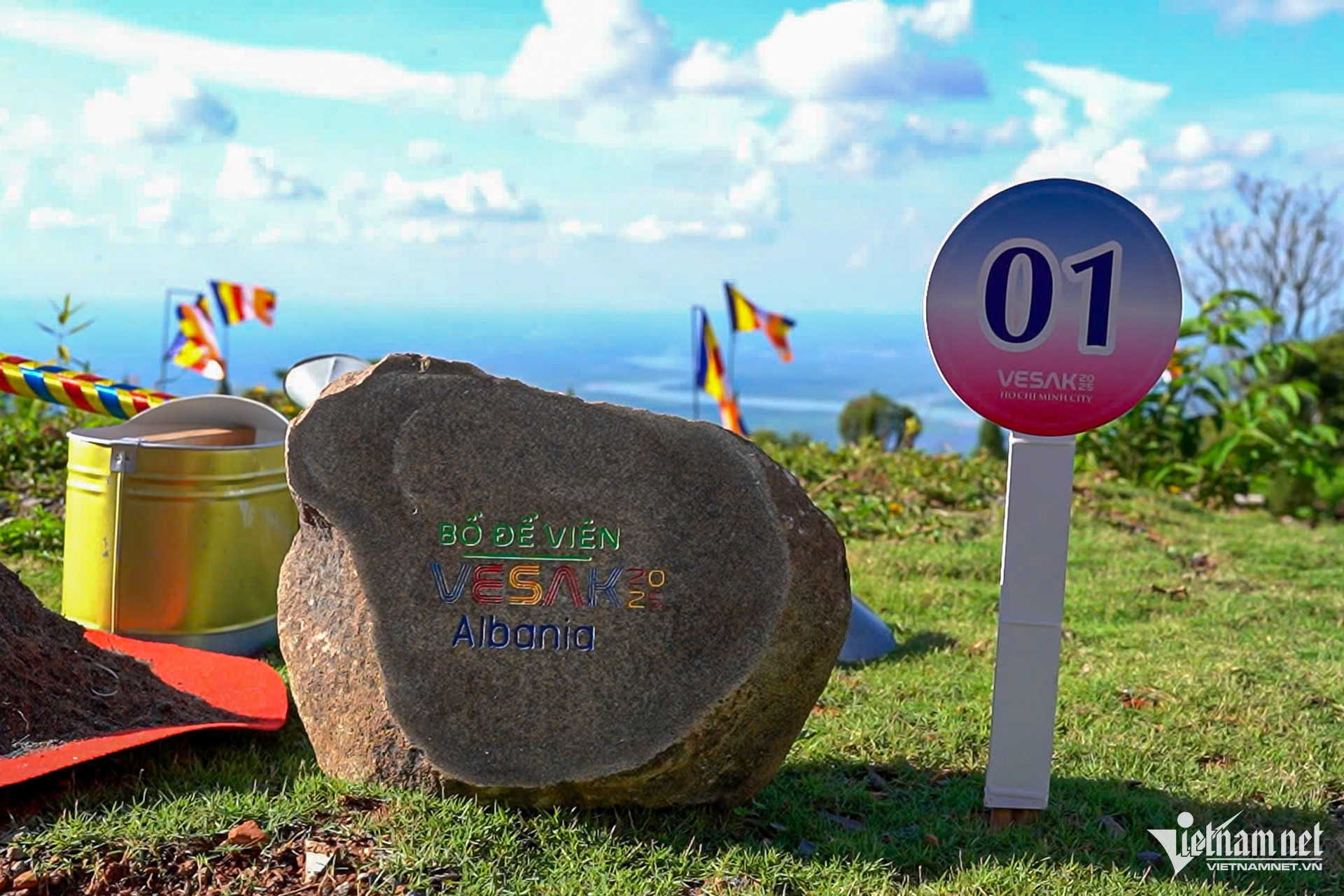 W-Vesak nguyễn huế 18.jpg