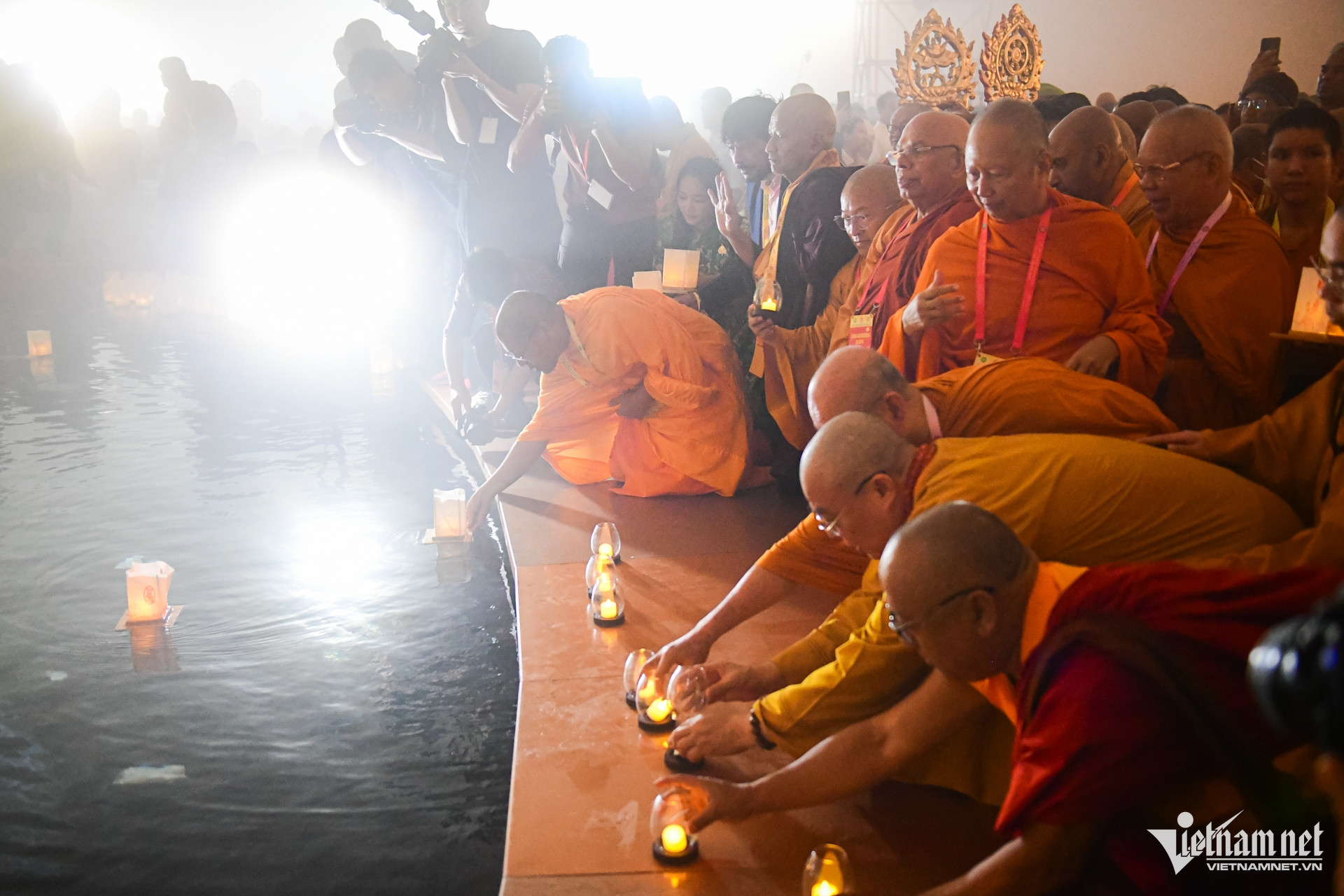 W-Vesak nguyễn huế 18.jpg