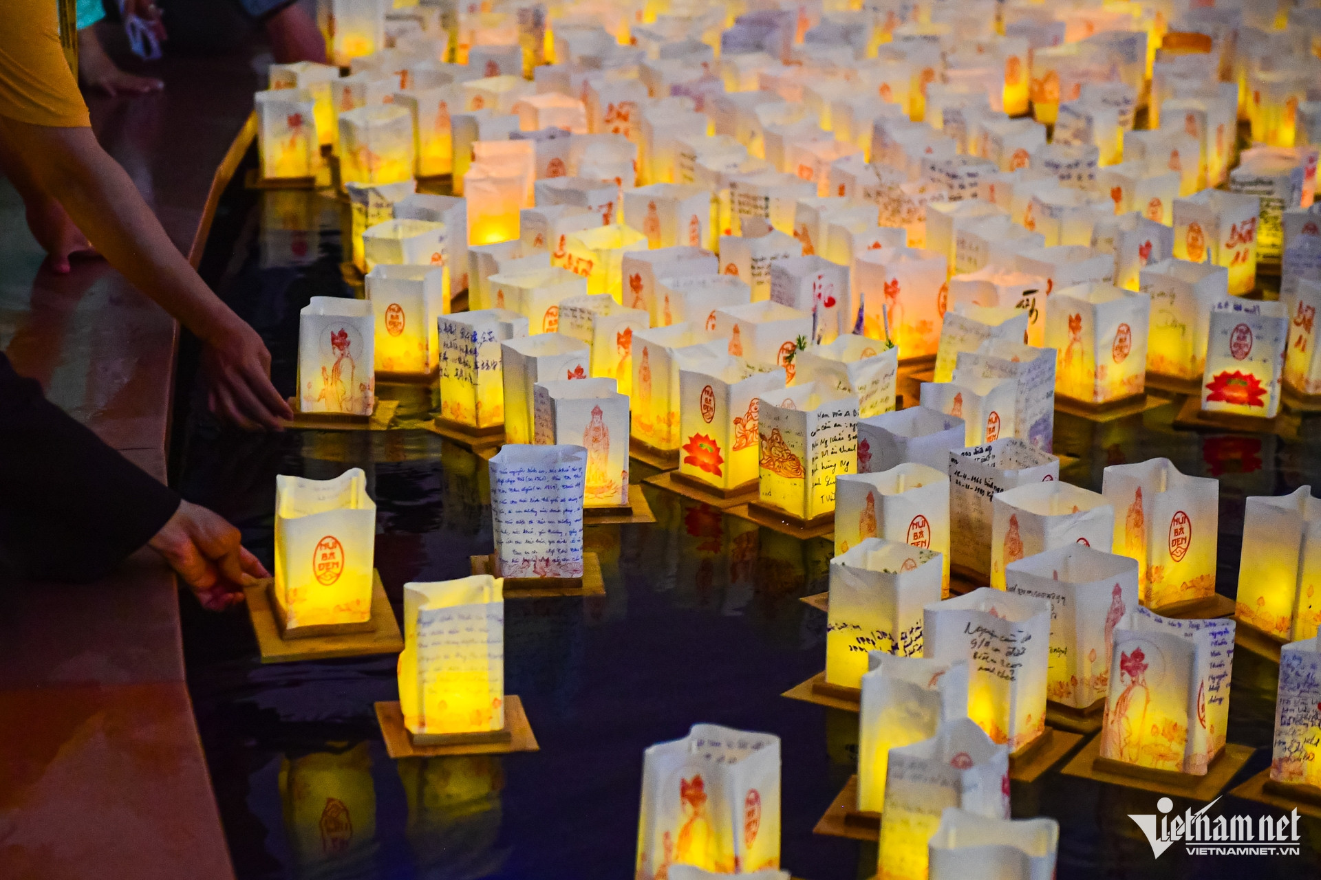 W-Vesak nguyễn huế 21.jpg