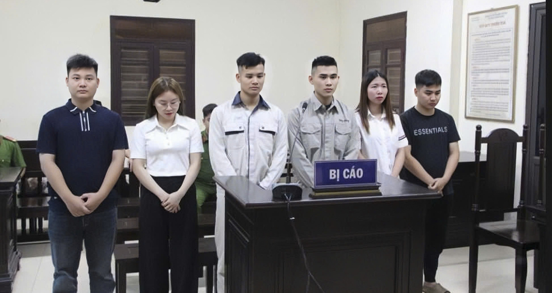 Gây rối trật tự công cộng, trốn thuế, Hải Idol lĩnh hơn 2 năm tù