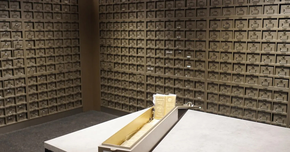 Giới siêu giàu chuyển kho báu, vàng đổ về Singapore