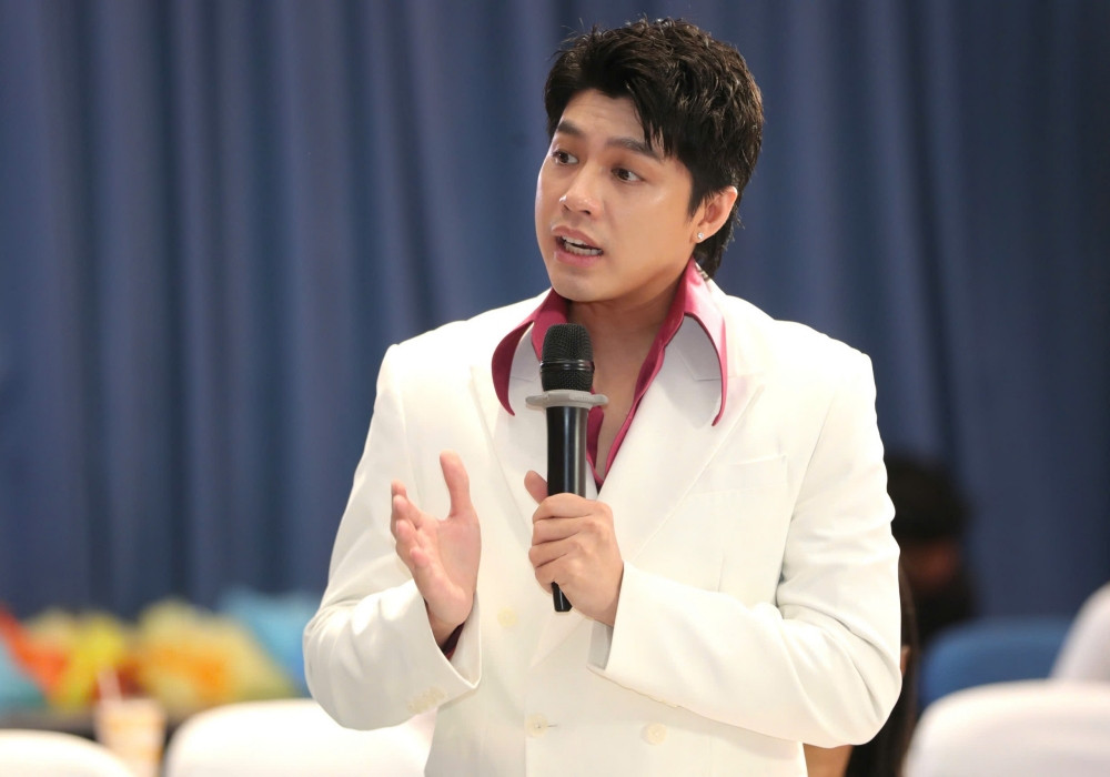 batch_z6689872838466ab6b4e86a246b07ca8569611a2752c93 17495285014891985385.jpg