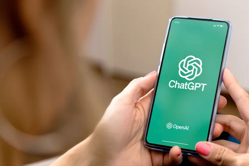 ChatGPT bị sập? Đừng lo vì vẫn còn Google Gemini, Grok thay thế