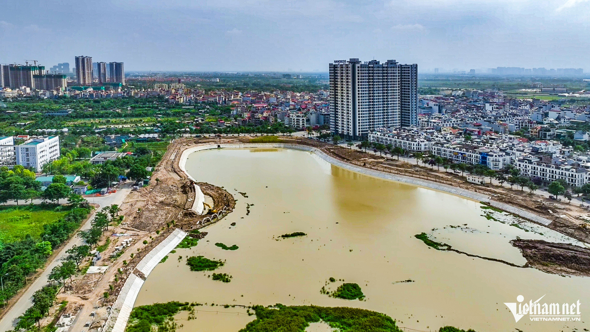 congvienhanoijrg 1 of 8jpg 107649.jpg