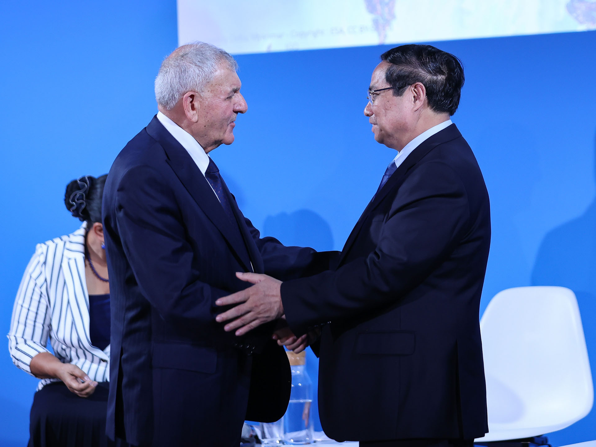 ct8 1749483907949474888133.jpg