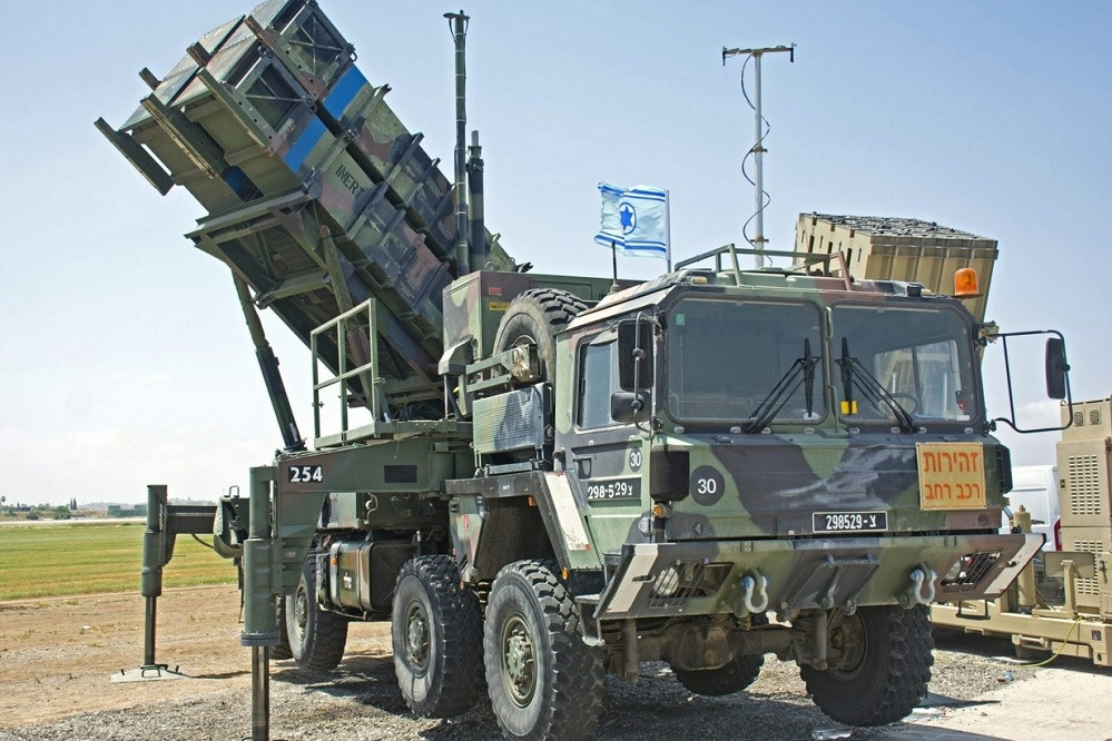 Israel gửi 'rào chắn tên lửa' Patriot cho Ukraine, Kiev bị tấn công xuyên đêm