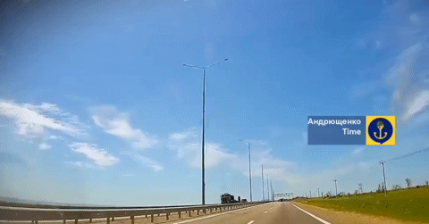 Nga bất ngờ di chuyển lượng lớn vũ khí từ Crưm tới sát vùng biên Ukraine