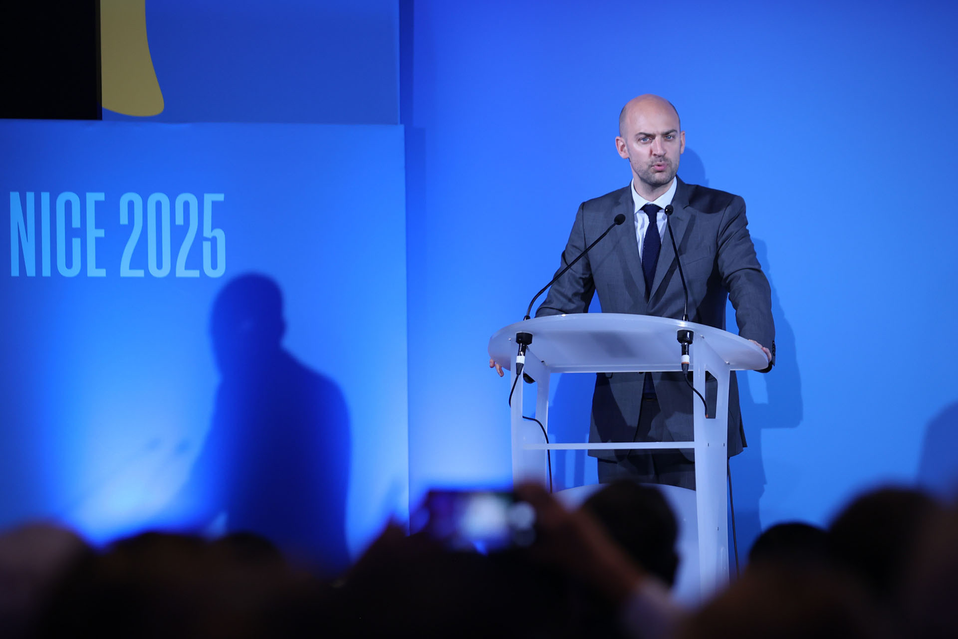 phap 17494839166482133394245.jpg