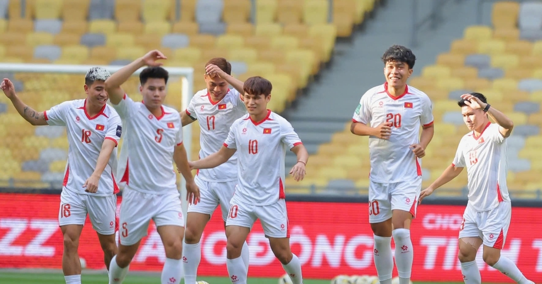 Trực tiếp bóng đá Malaysia 0-0 Việt Nam: Nguyễn Filip, Quang Vinh xuất phát