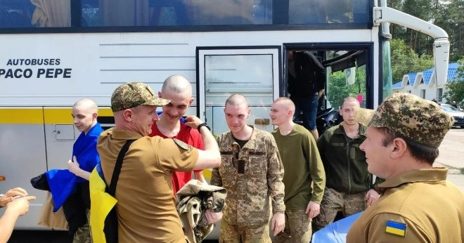 Ukraine và Nga trao đổi tù binh, giao tranh căng thẳng tại Pokrovsk và Sumy