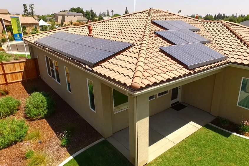 Ánh hào quang của điện mặt trời ở Mỹ đang bị phủ bóng vì một bê bối nghiêm trọng