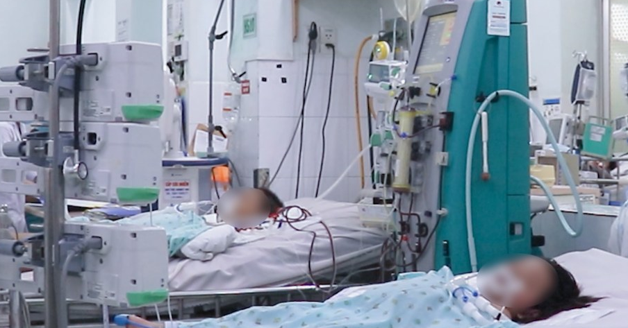 Bé 12 tuổi sốc nặng khi đi xe khách từ Bình Phước lên TPHCM
