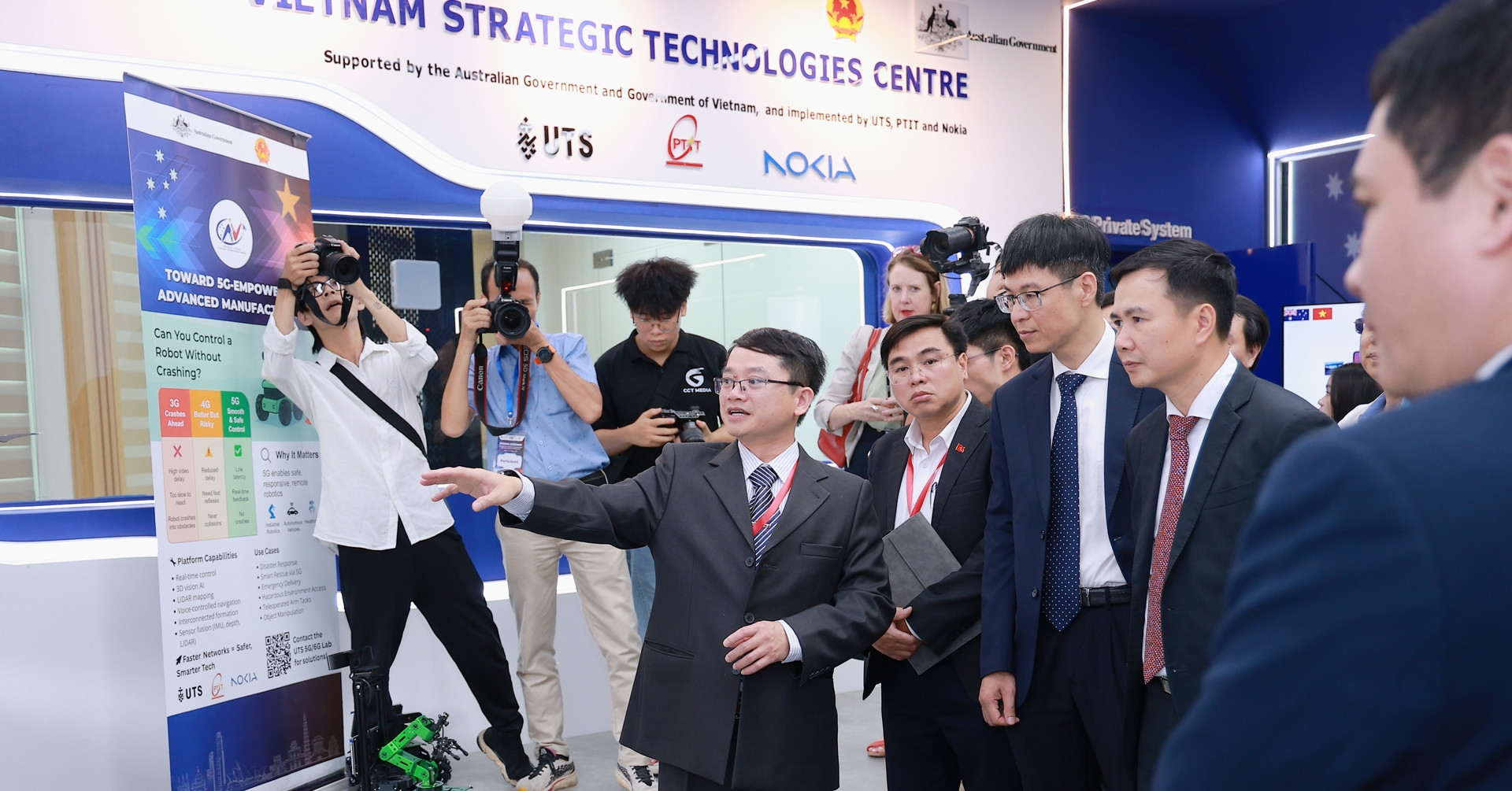 Đưa vào vận hành Trung tâm công nghệ chiến lược Australia – Việt Nam