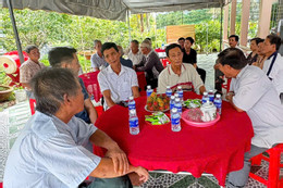Tang thương nơi ngõ nhỏ có 3 mẹ con tử vong vì tai nạn giao thông