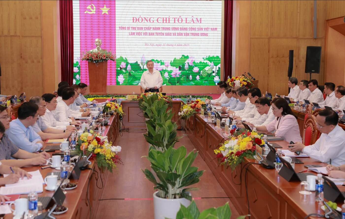TBT To Lam Ban Tuyen giao TƯ 1.jpg
