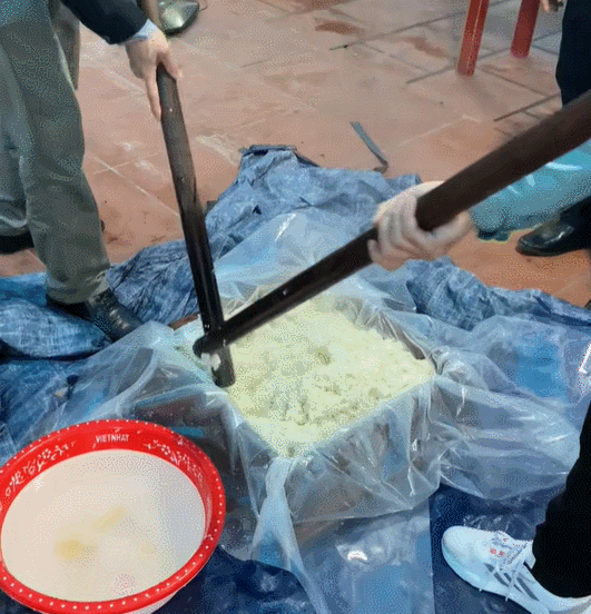 xôi nén   người vận chuyển 78.gif