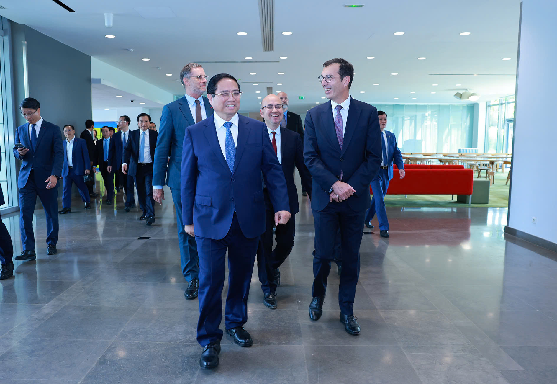 z66956275883598dcd69bae5dffa79ac540917044bf452 174965194422599504974.jpg