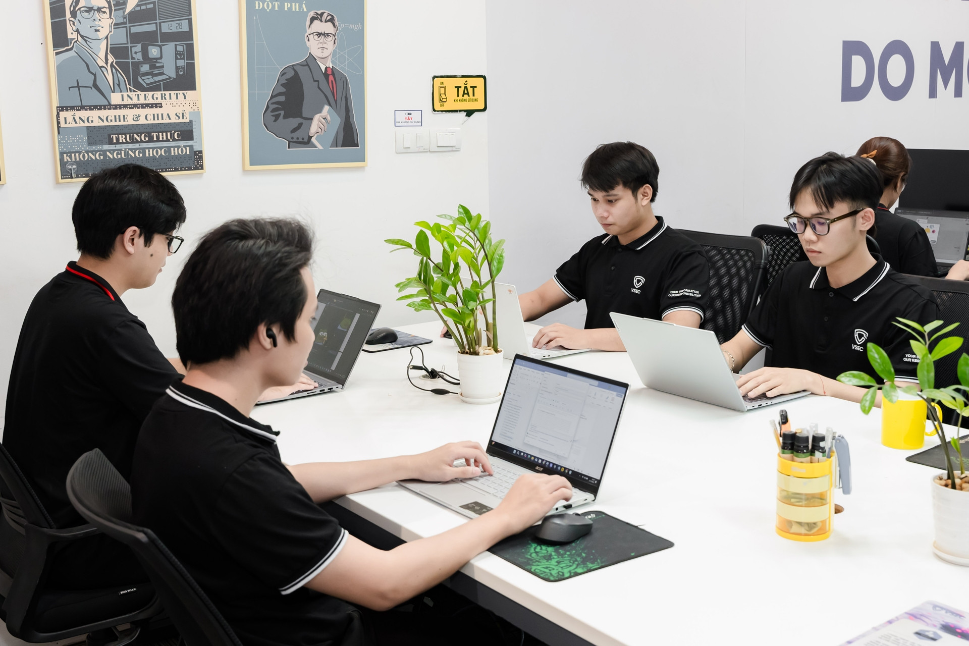 91% lãnh đạo doanh nghiệp Việt đang cân nhắc tuyển những vị trí cụ thể về AI