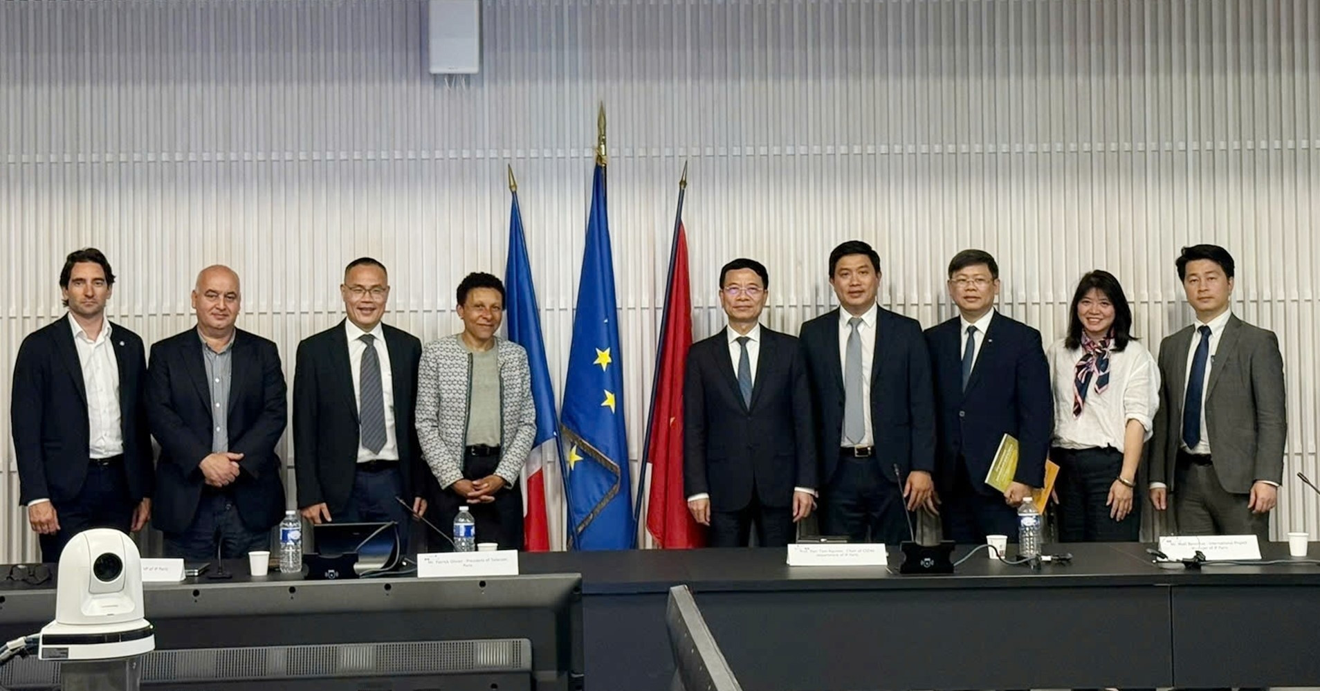 Bộ KH&CN hợp tác với đại học Pháp thúc đẩy nghiên cứu, đào tạo