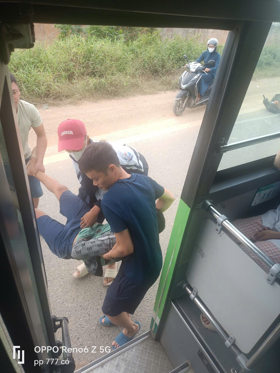 Hien truong 1 (1).jpg