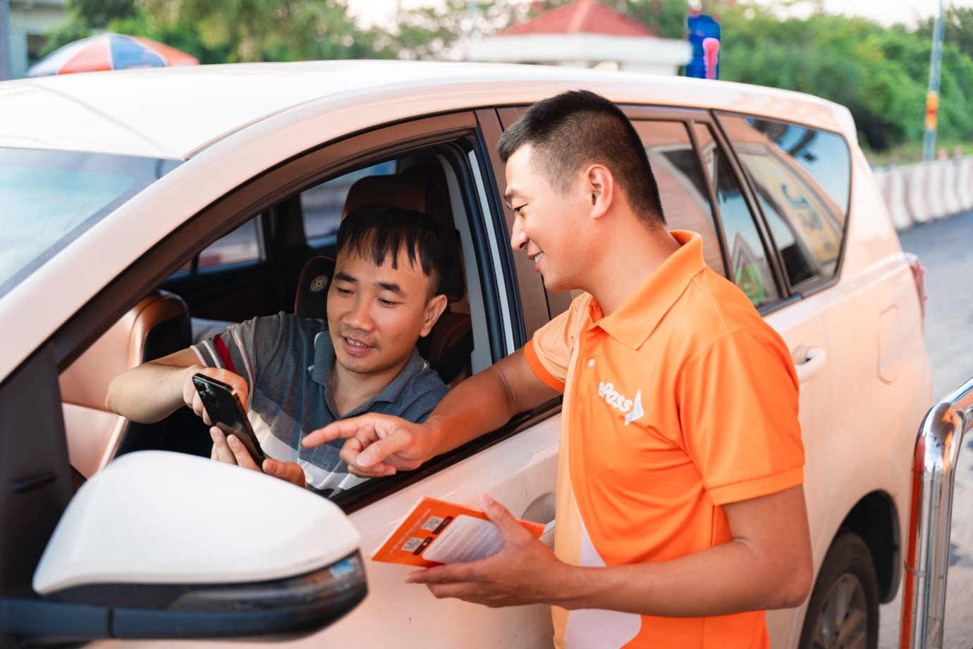 image003 viettel.jpg