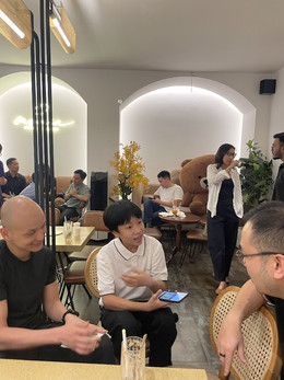 Giám đốc 13 -yar -old gây sốt và cày xới cả mùa hè, bây giờ là 6 công ty mời Quan trong