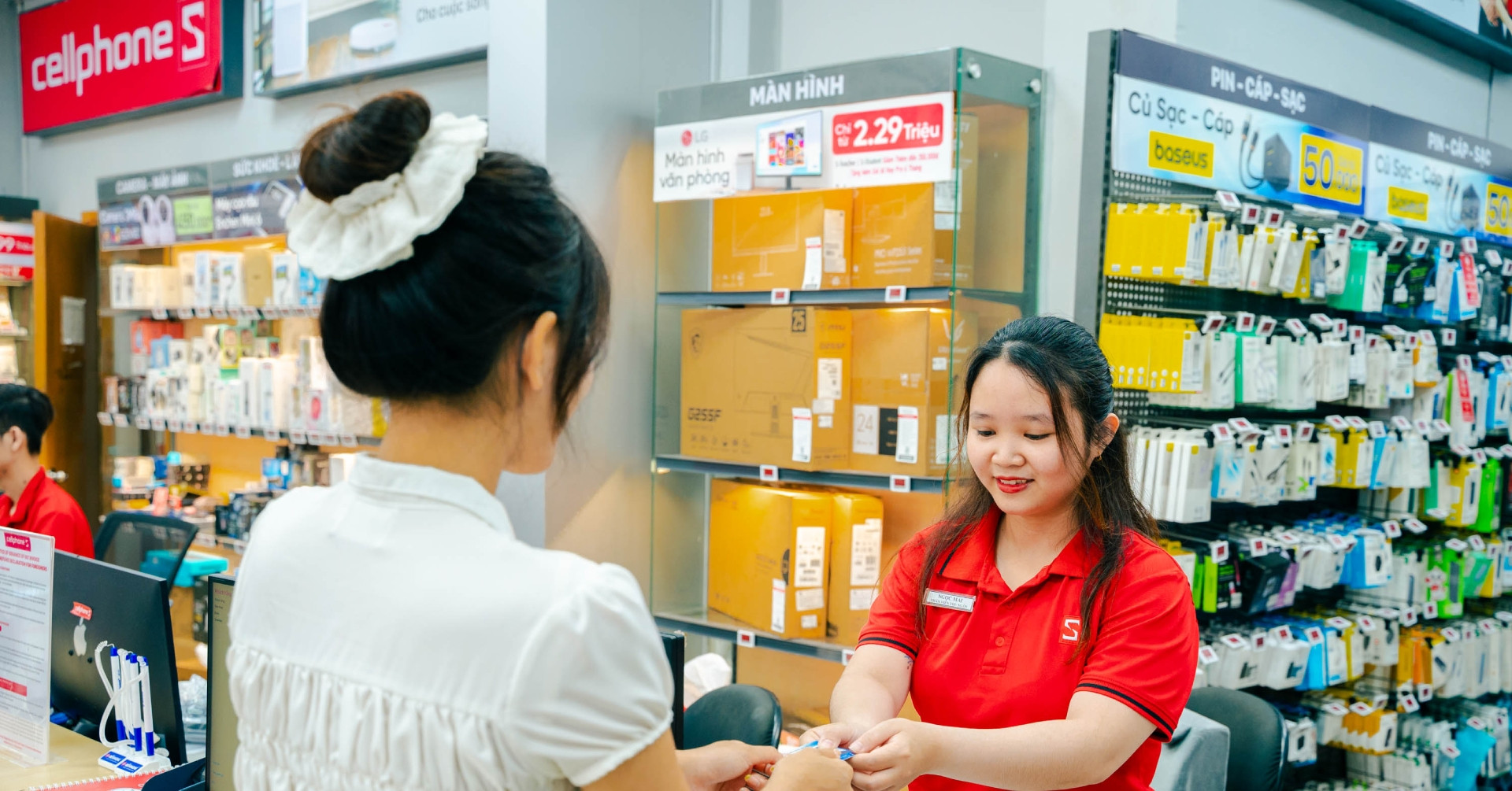 Ưu đãi lớn ‘Tựu trường lên cấp’: CellphoneS giảm 10%, đổi điểm thi nhận quà