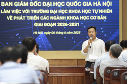 VNU Ban GD lam viec ve phat trien Khoa hoc co ban (HUS) (18).jpg