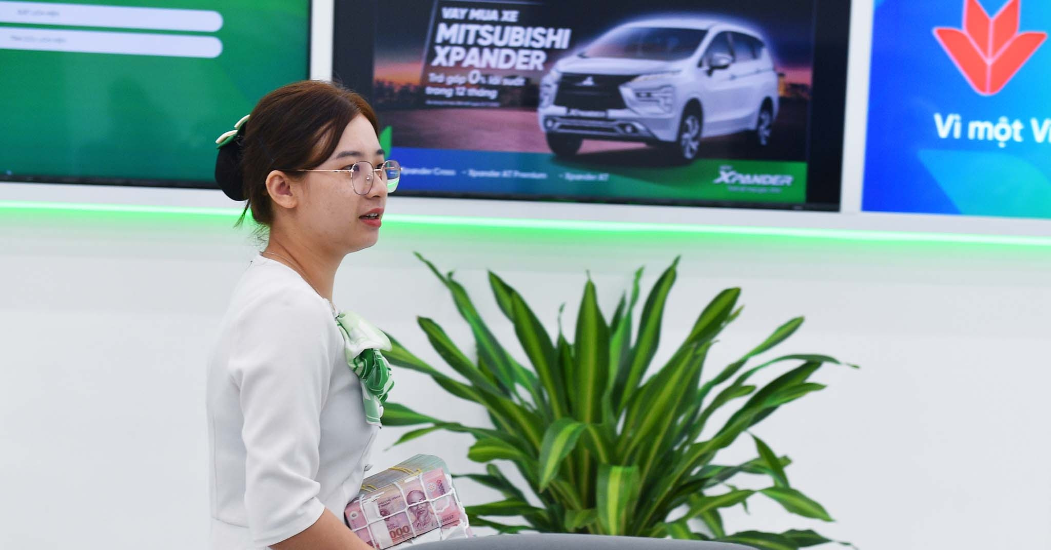 Lãi suất ngân hàng hôm nay 13/6/2025: "Ông lớn" liên tiếp điều chỉnh lãi suất