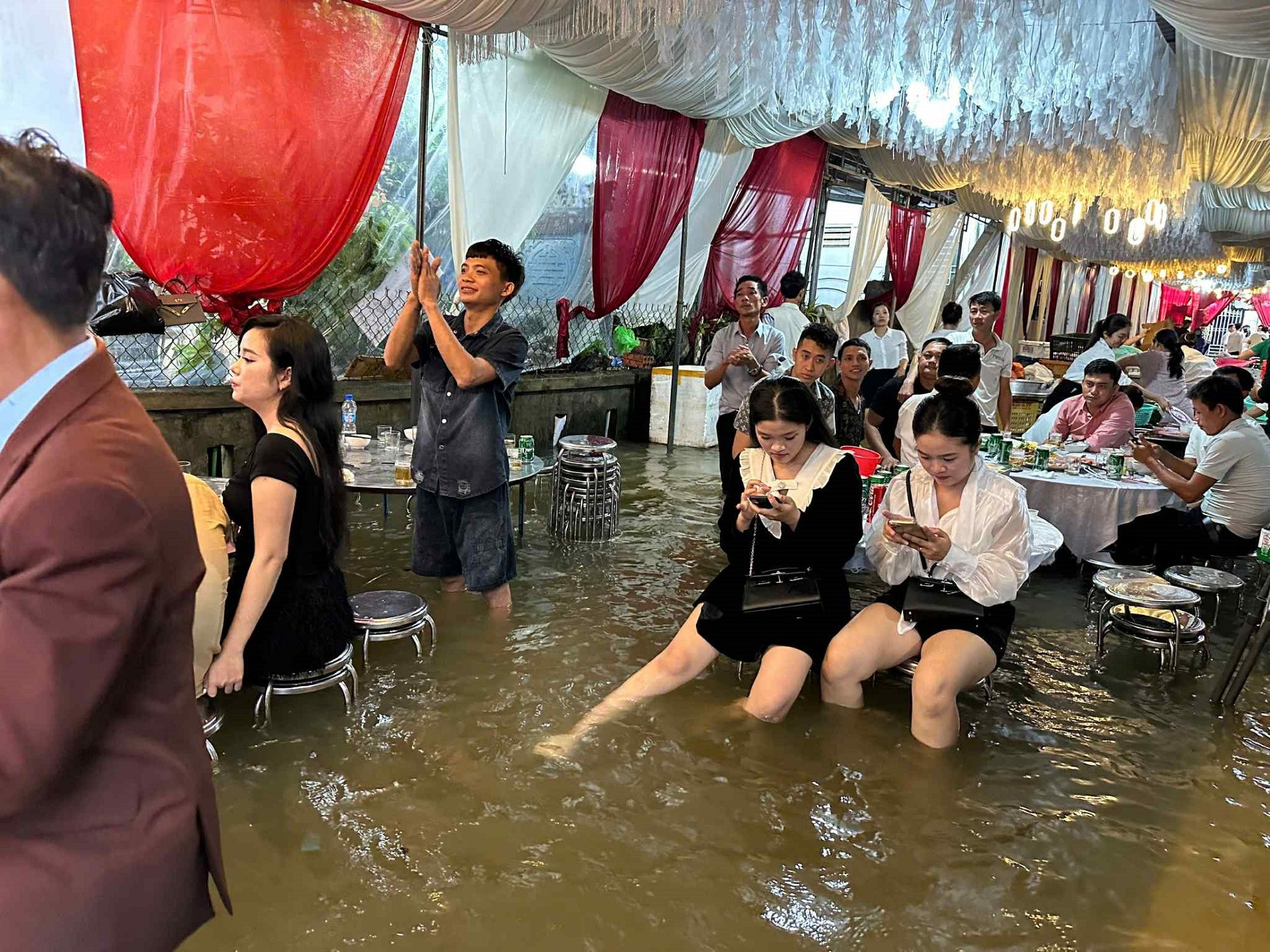 b2af5fc8 98b2 45ba 847b f38d18b8df59.jpg