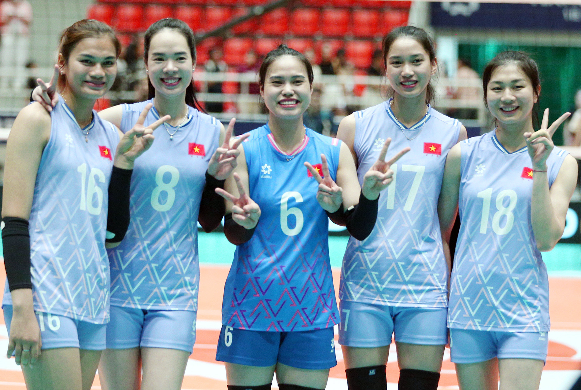 bong chuyen chau a 6.JPG