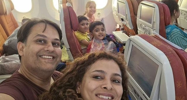 Bức ảnh để lại nỗi đau của vợ chồng bác sĩ trong vụ rơi máy bay ở Ấn Độ