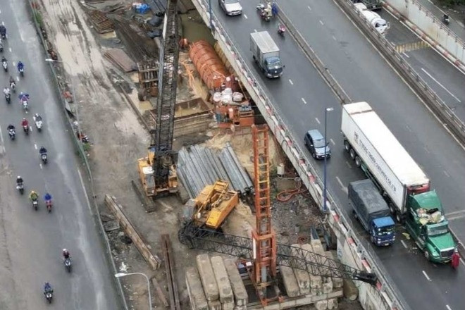 Chủ tịch TPHCM chỉ đạo ‘nóng’ về vụ sập cần cẩu dự án nút giao 3.400 tỷ đồng