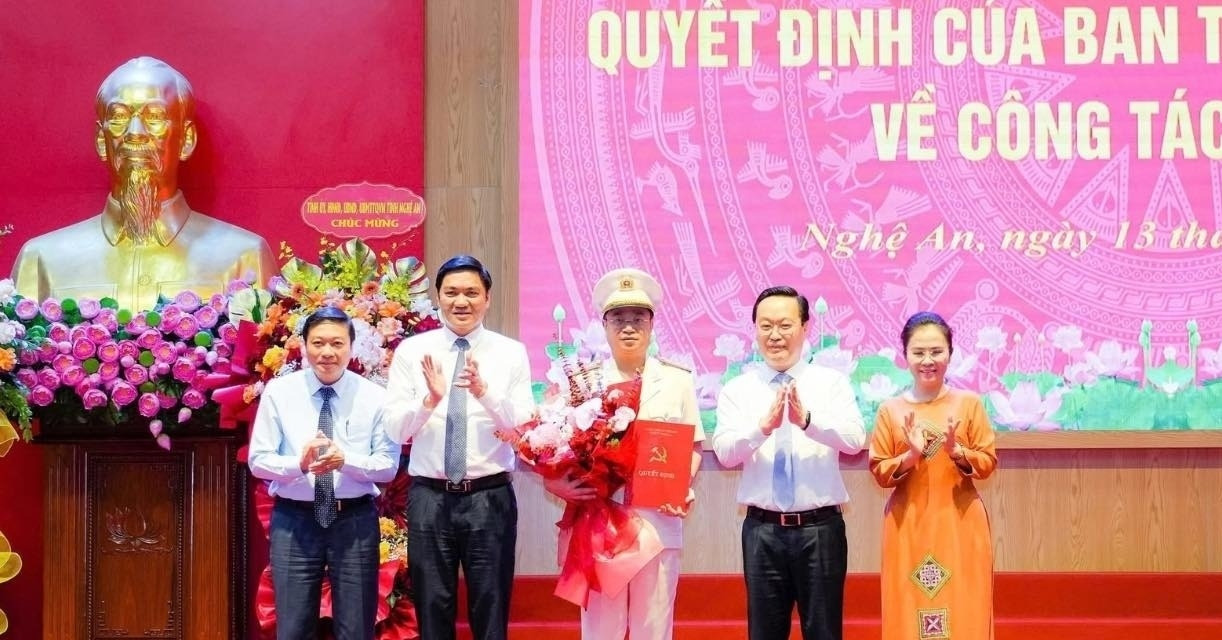 Đại tá Đinh Việt Dũng làm Giám đốc Công an Nghệ An