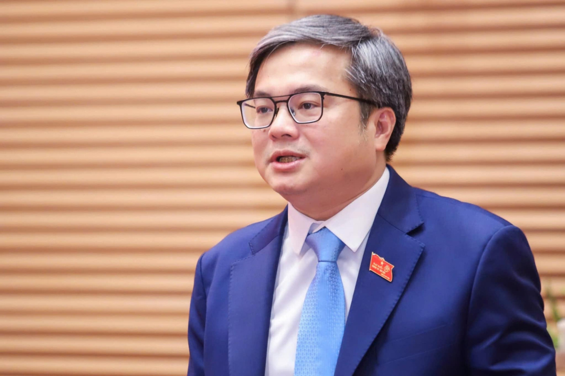 Hà Nội có tân Phó chủ tịch 8X, từng là sinh viên ưu tú được tuyển đặc cách