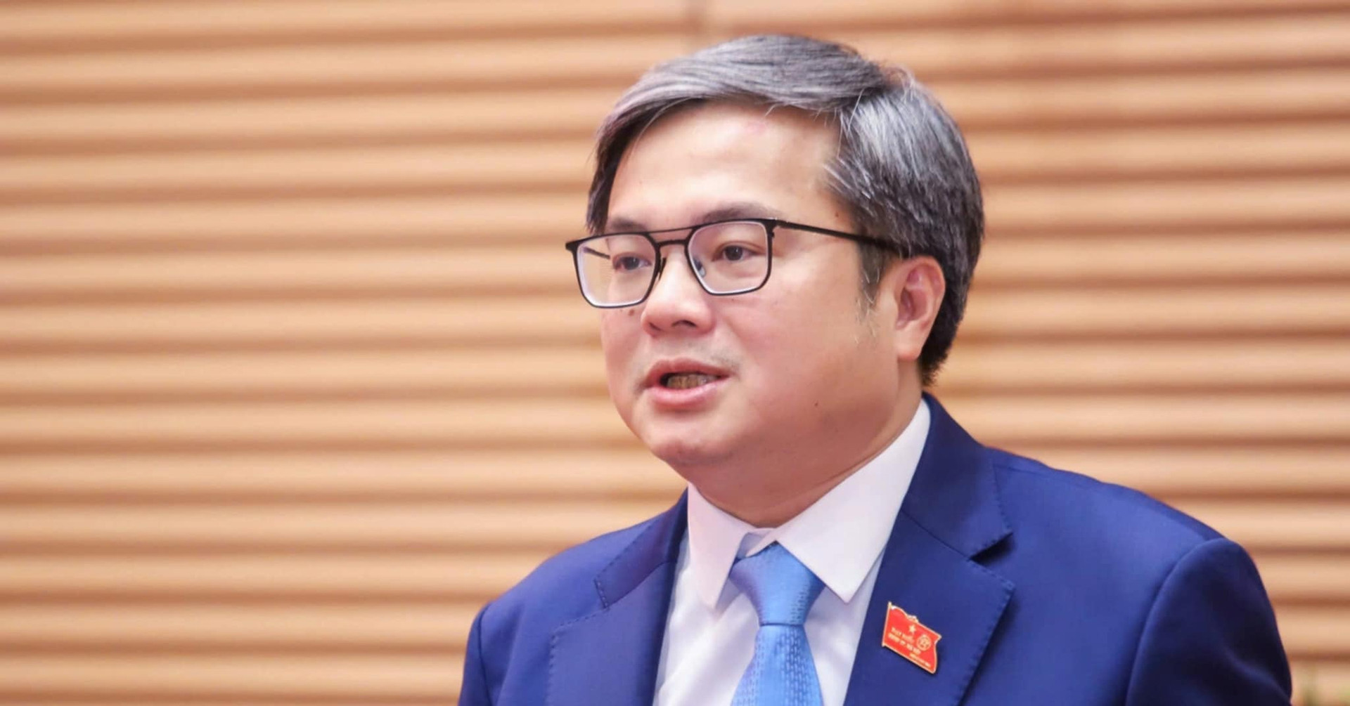 Hà Nội có tân Phó chủ tịch 8X, từng là sinh viê...