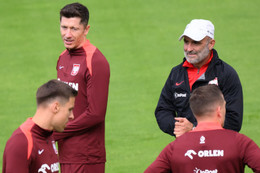 HLV Ba Lan từ chức sau mâu thuẫn Lewandowski